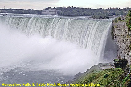  Horseshoe Falls & Table Rock House viewing platform, Niagara Falls, Ontario, Canada