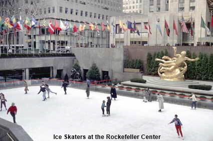 Ice Skaters at the Rockefeller Center, Midtown Manhattan, New York City, NY, USA