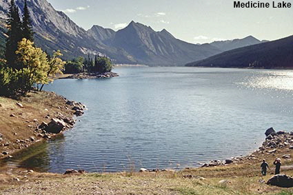 Medicine Lake from western end, Jasper National Park, Alberta, Canada