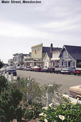 Main Street, Mendocino, CA, USA