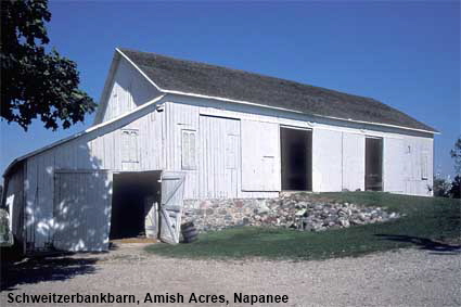 Schweitzerbankbarn, Amish Acres, Napanee, IN, USA
