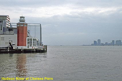  Hudson River at Chelsea Piers, New York, NY, USA