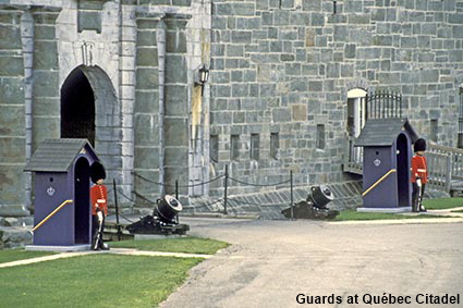  Guards at the Citadel, Qu�bec City, Qu�bec, Canada