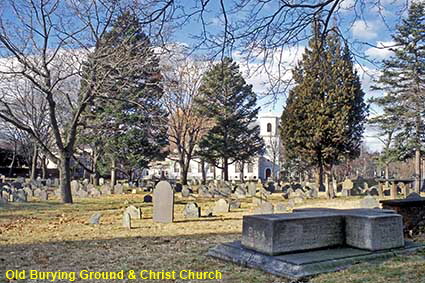  Old Burying Ground & Christ Church, Cambridge, MA, USA