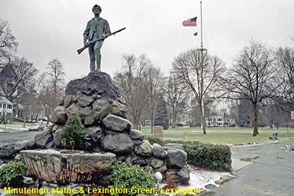  Minuteman statue & Lexington Green, Lexington, MA, USA