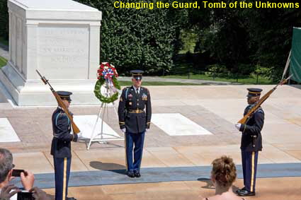  Changing the Guard,Tomb of the Unknowns, Arlington National Cemetery, VA, USA