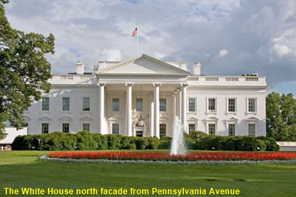  The White House north facade from Pennsylvania Avenue, Washington DC, USA