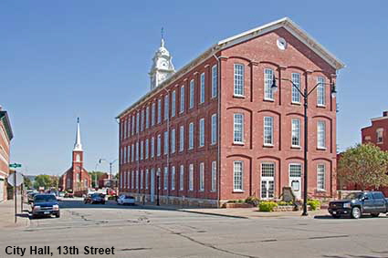 City Hall, 13th Street, Dubuque, IA, USA