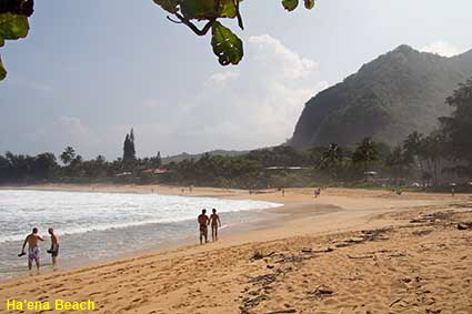  Ha'ena Beach, Kauai, HI, USA