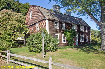 Dr Peter Toppan House (1697), Newbury, MA, USA