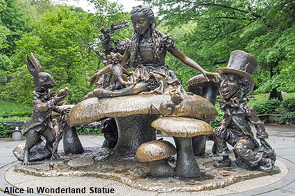 Alice in Wonderland Statue, Central Park, New York, NY, USA