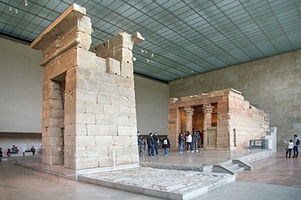  Egyptian Temple of Dendur, Metropolitan Museum of Art, New York City, NY, USA