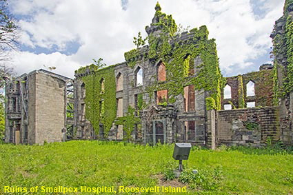 Ruins of Smallpox Hospital, Roosevelt Island, Manhattan, New York, NY, USA
